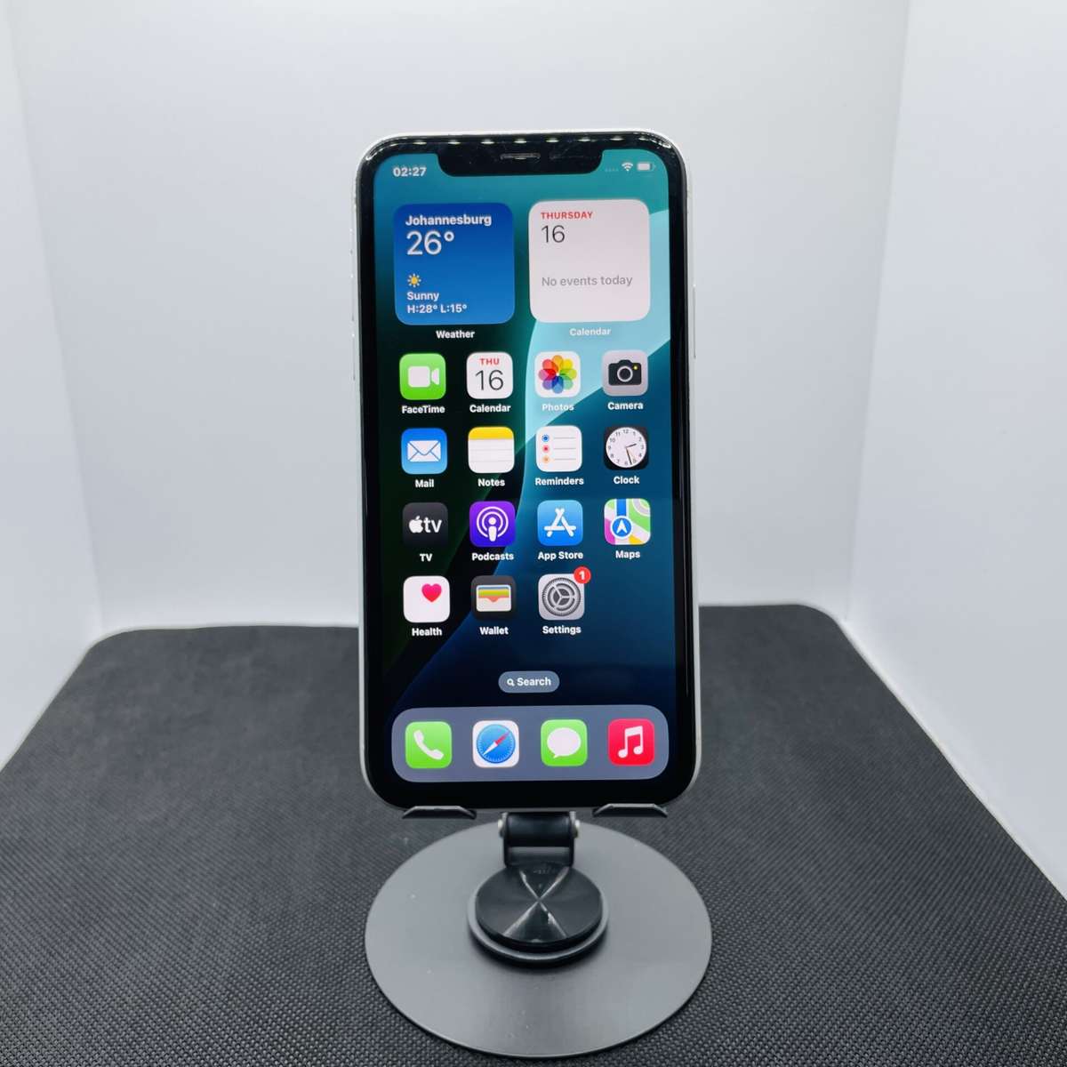 Apple iPhone XR 64GB White (3 Month Warranty) - Minor Bright Spots