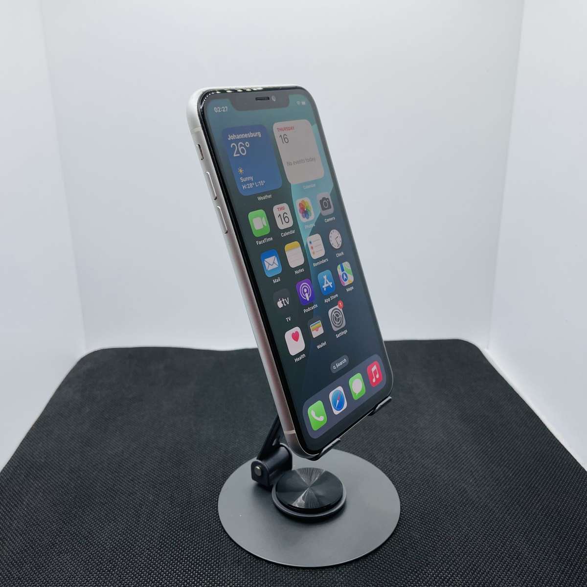 Apple iPhone XR 64GB White (3 Month Warranty) - Minor Bright Spots