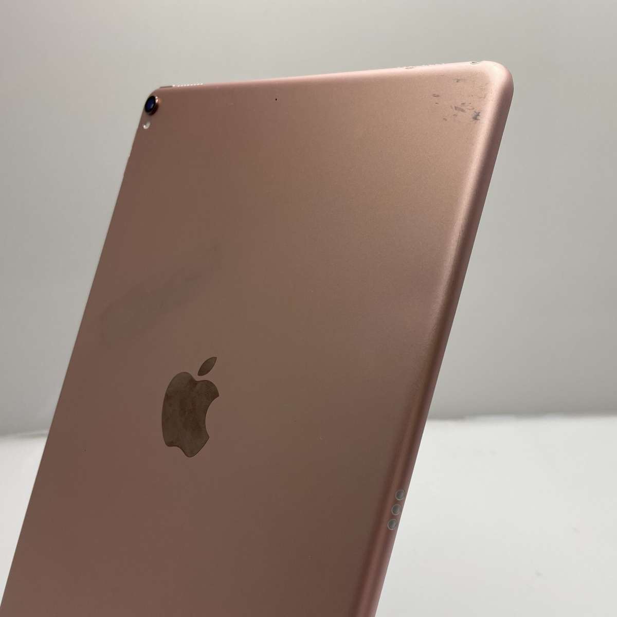 Apple iPad Pro 10.5" 1st Gen (WiFi Only) 64GB Rose Gold
