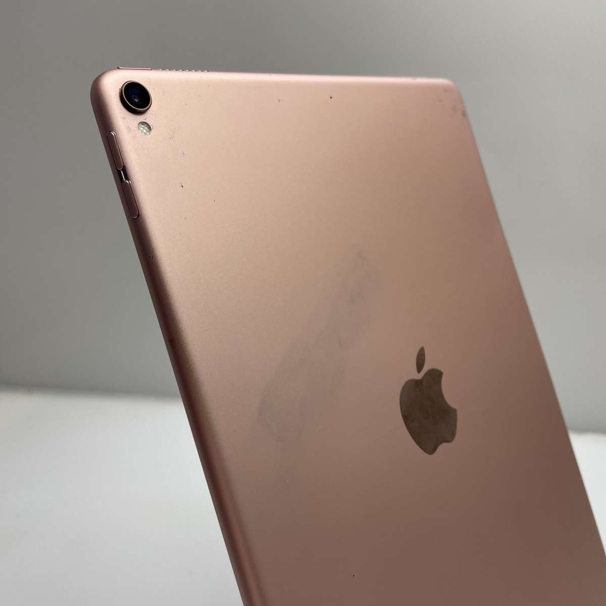 Apple iPad Pro 10.5" 1st Gen (WiFi Only) 64GB Rose Gold