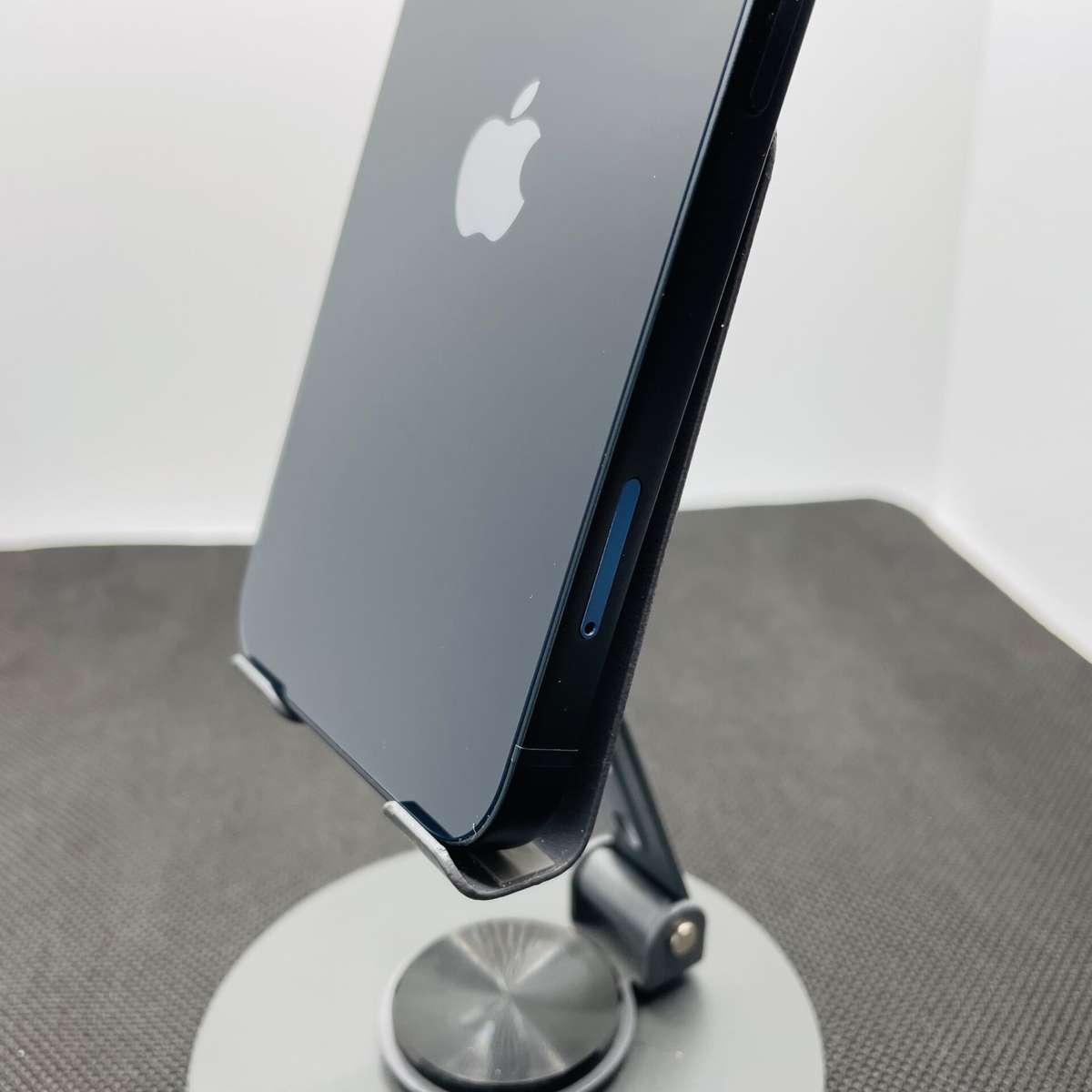 Apple iPhone 13 Mini 128GB Midnight - (Grade B)