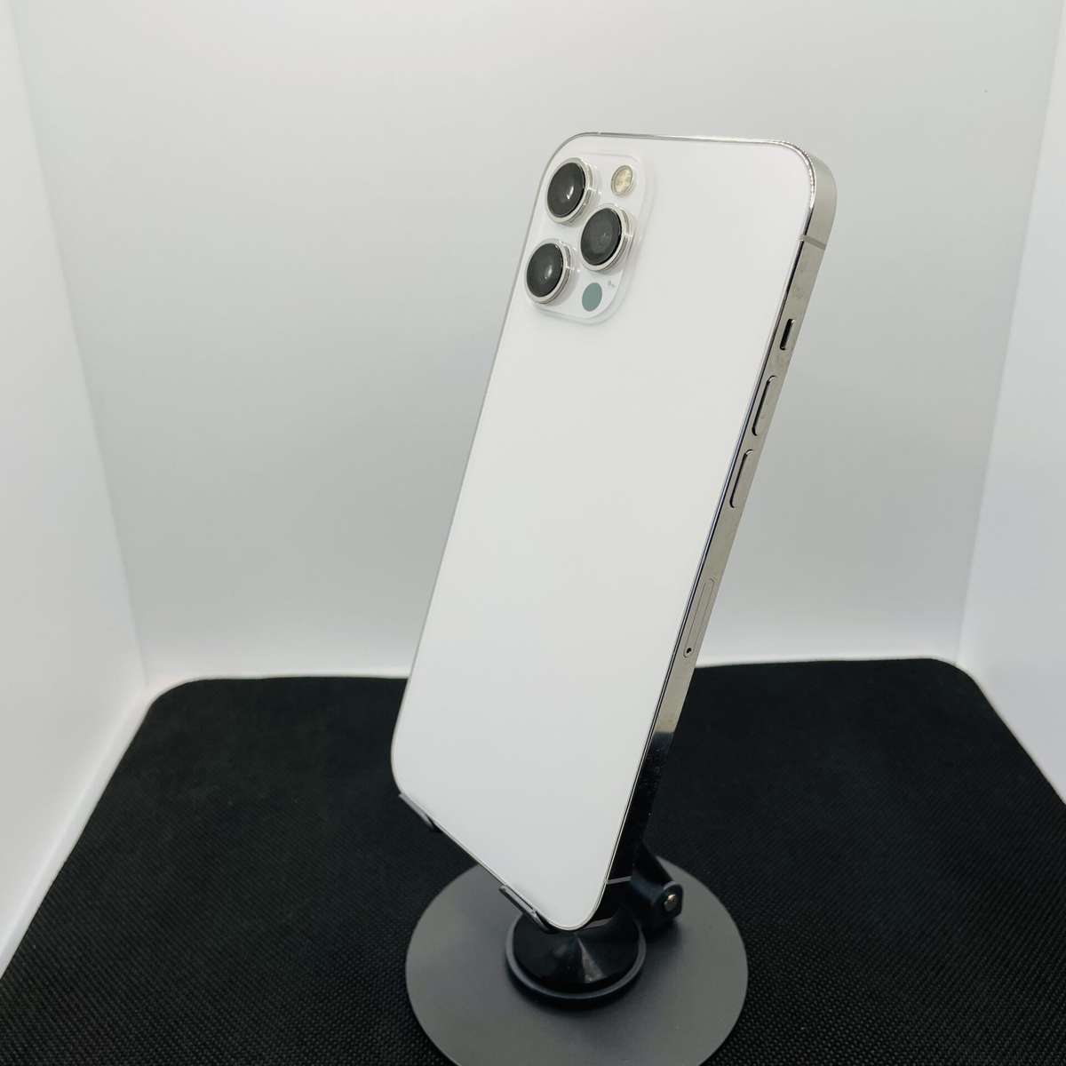 Apple iPhone 12 Pro Max 128GB Silver  (Grade B)