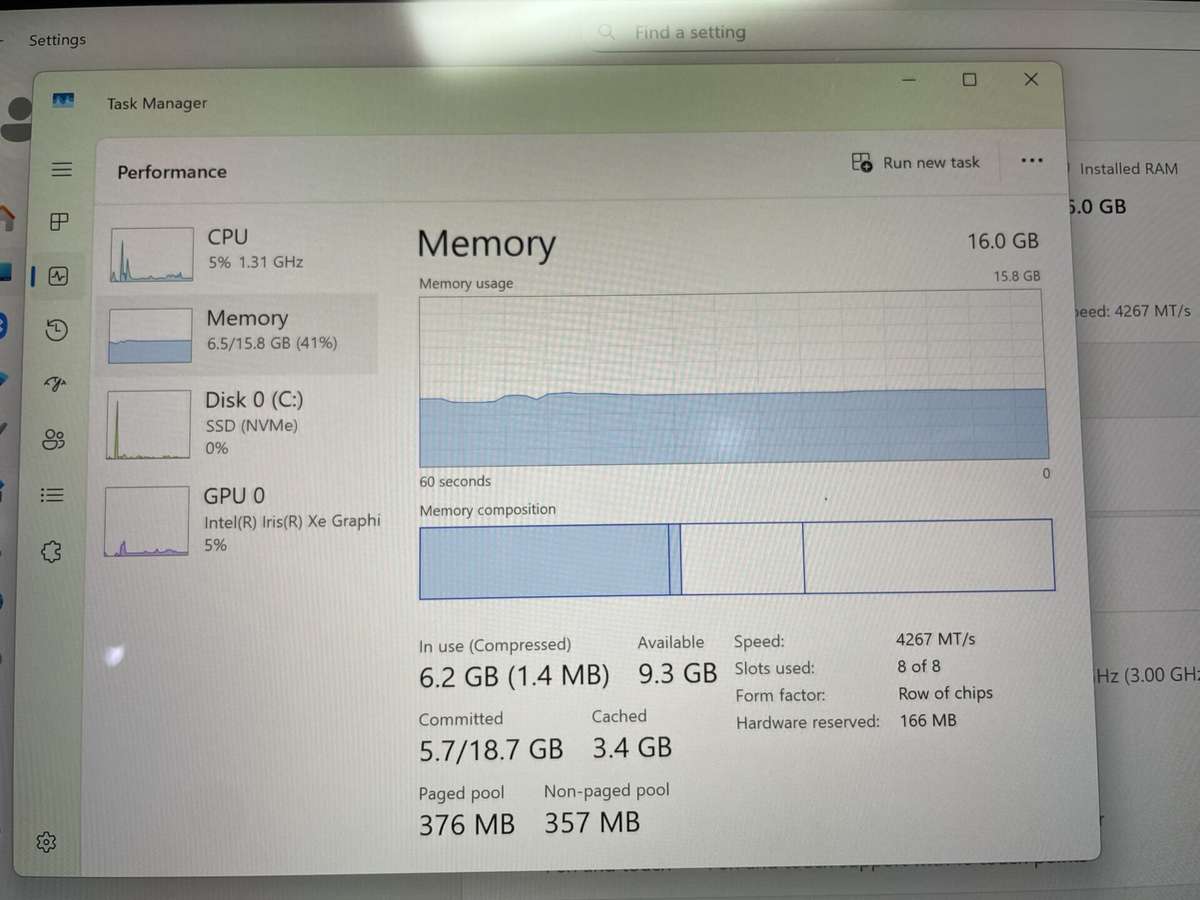 Microsoft Surface Pro 8 11th Gen "Core" i7 3.00GHz 16GB RAM 512GB SSD Graphite (Grade B) - Minor ...