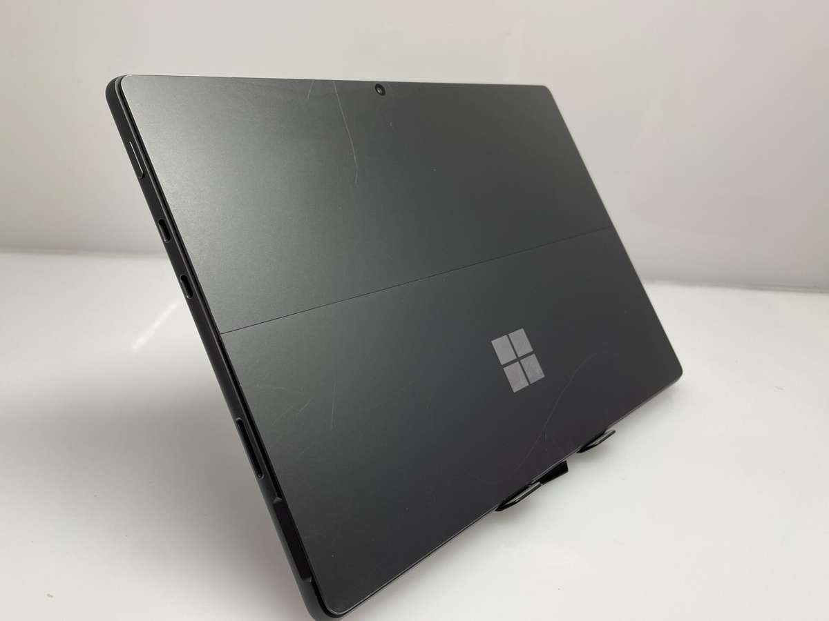 Microsoft Surface Pro 8 11th Gen "Core" i7 3.00GHz 16GB RAM 512GB SSD Graphite (Grade B) - Minor ...