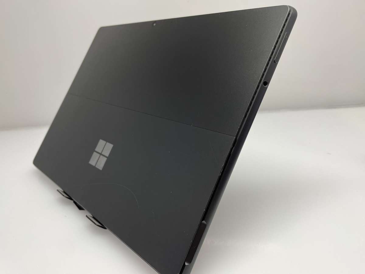 Microsoft Surface Pro 8 11th Gen "Core" i7 3.00GHz 16GB RAM 512GB SSD Graphite (Grade B) - Minor ...