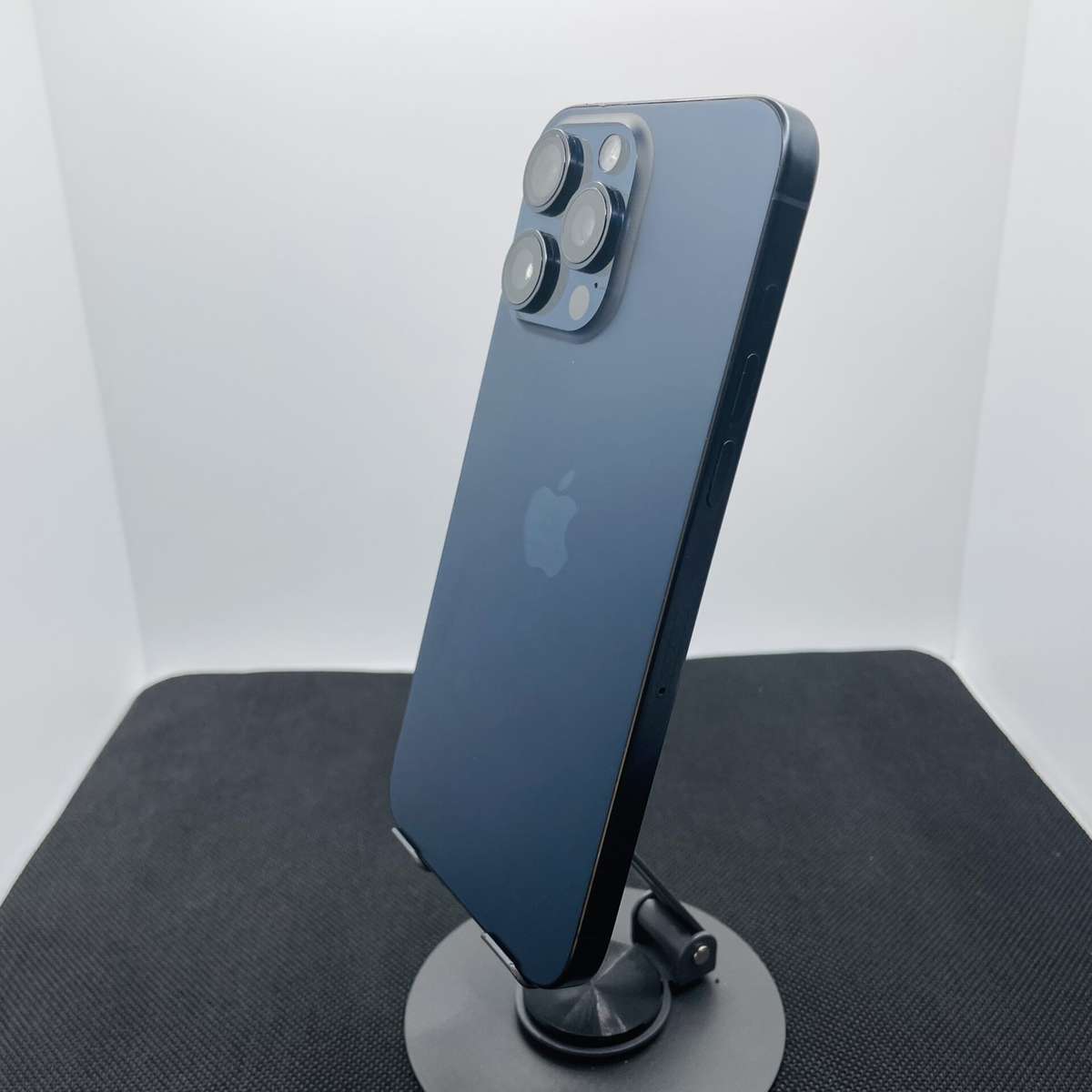 Apple iPhone 15 Pro Max 256GB Blue Titanium  (Grade B)