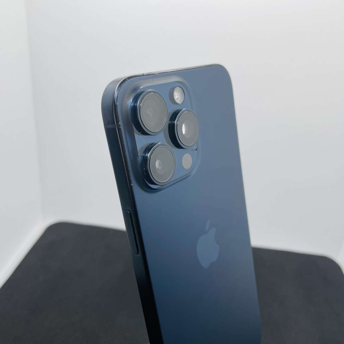 Apple iPhone 15 Pro Max 256GB Blue Titanium  (Grade B)