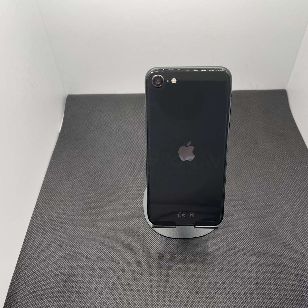 Apple iPhone SE (2020) Black 64GB - No Touch ID