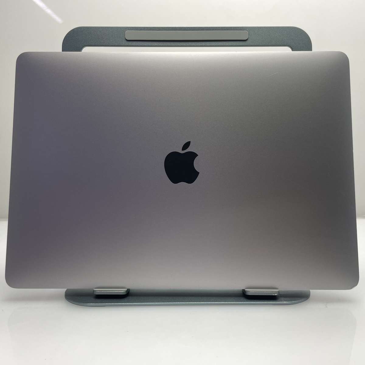 Apple Macbook Air "M1" 13-inch 8CPU/8GPU (2020) 8GB RAM 256GB SSD Space Grey (6 Month Warranty) ...