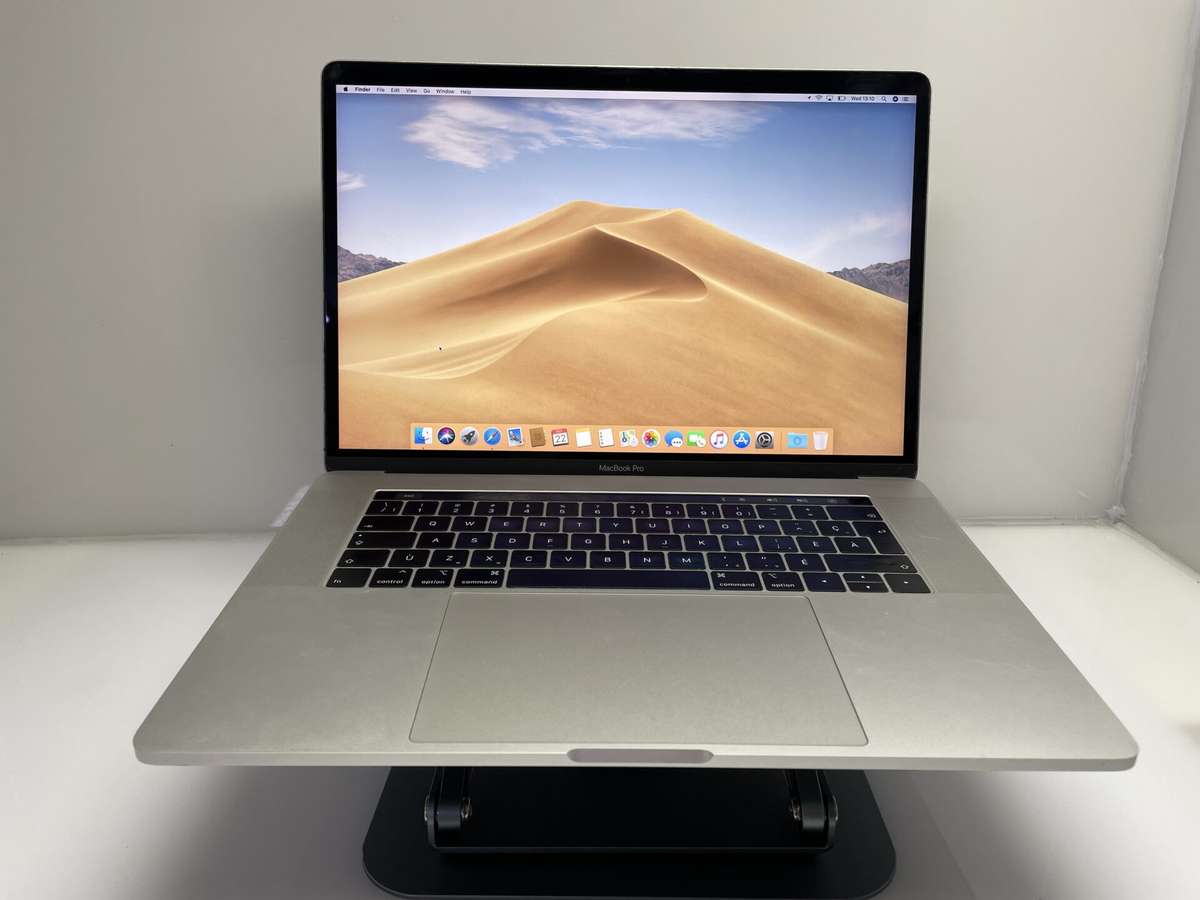 Apple MacBook Pro 15-Inch Core i7 2.60GHz (Touch/2019) 16GB RAM 256GB SSD Grey/Silver - (Gr...
