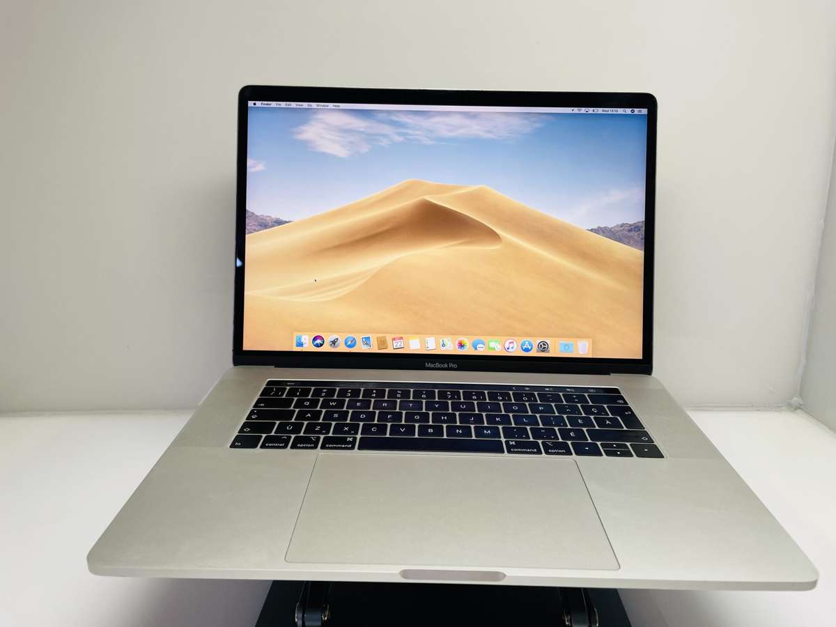 Apple MacBook Pro 15-Inch Core i7 2.60GHz (Touch/2019) 16GB RAM 256GB SSD Grey/Silver - (Gr...