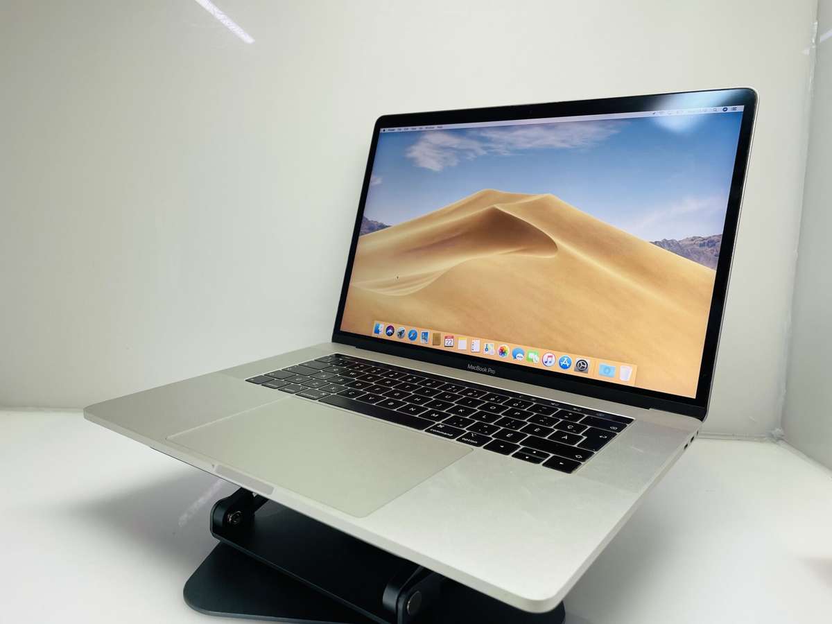 Apple MacBook Pro 15-Inch Core i7 2.60GHz (Touch/2019) 16GB RAM 256GB SSD Grey/Silver - (Gr...