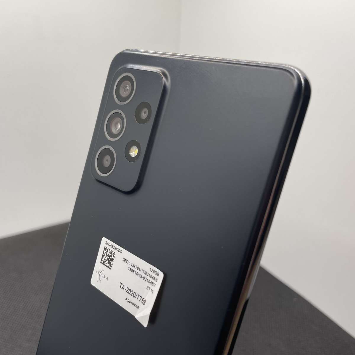 Samsung Galaxy A52 128GB Awesome Black- (Grade B)