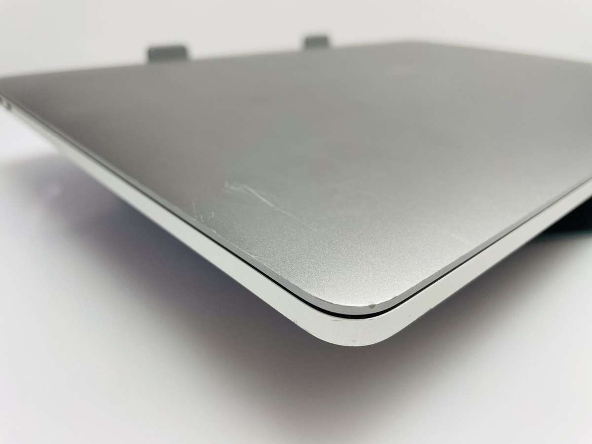 Apple MacBook Pro 15-Inch Core i7 2.60GHz (Touch/2019) 16GB RAM 256GB SSD Grey/Silver - (Gr...