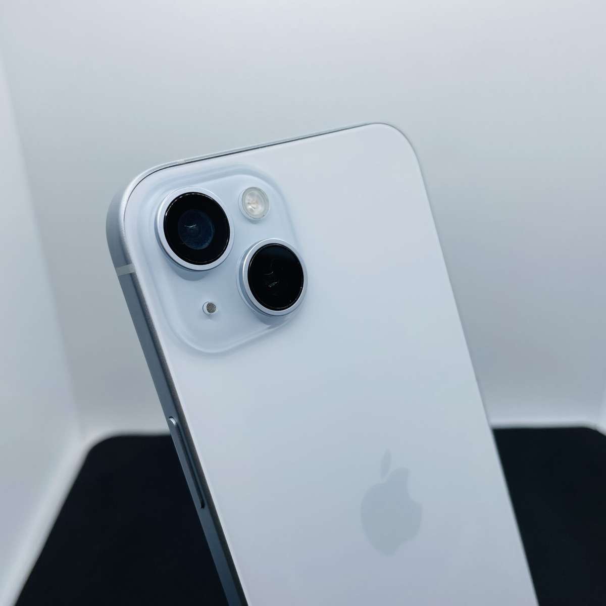 Apple iPhone 15 Plus 256GB Blue - (Grade B)