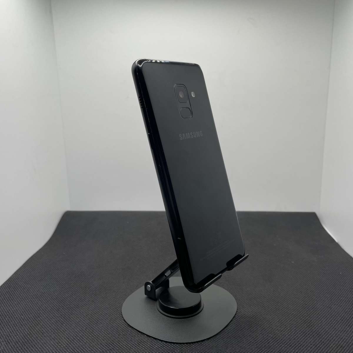 Samsung Galaxy A8 (2018) - (Grade C)