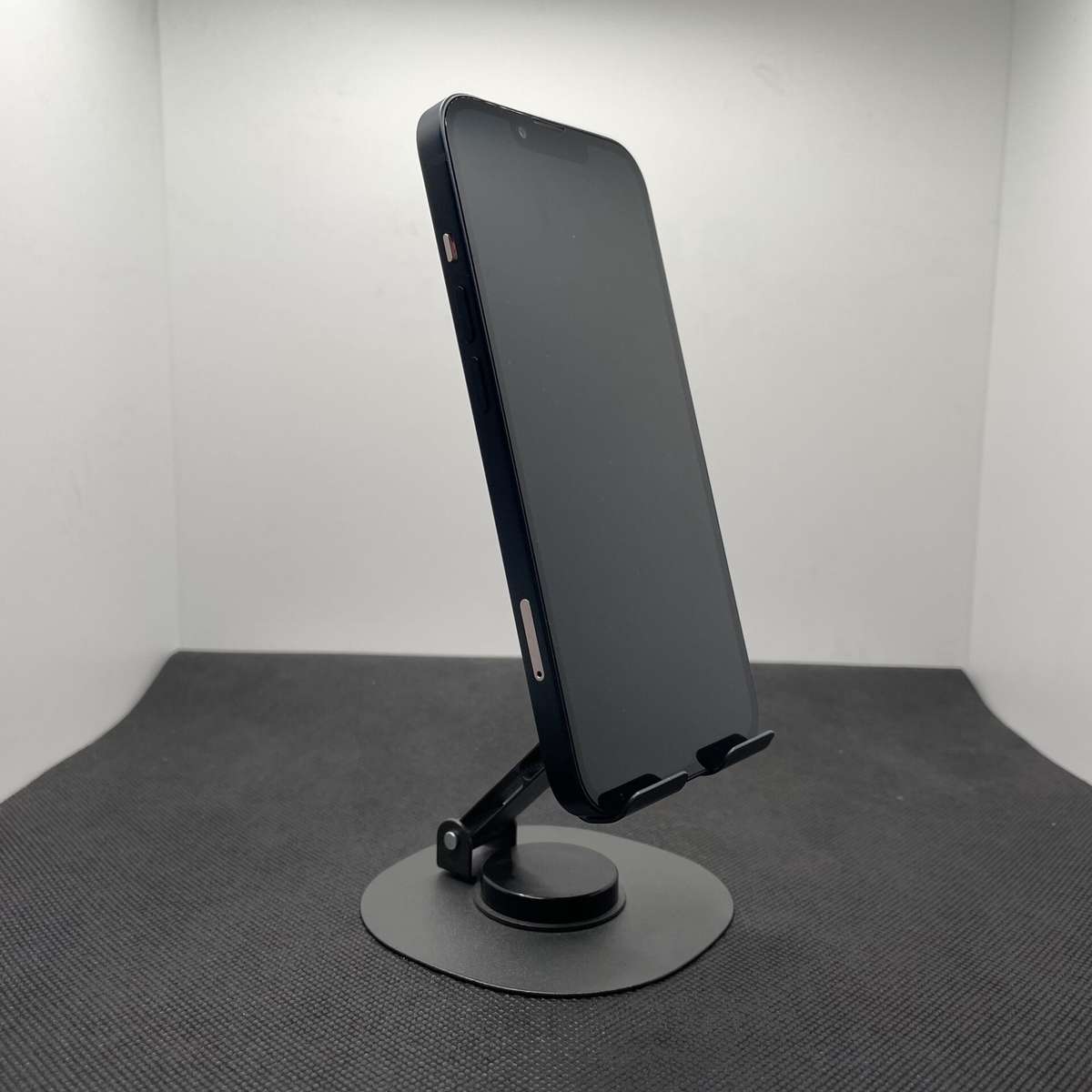 Apple iPhone 13 256GB Midnight (Grade B) - Small Dead Pixel