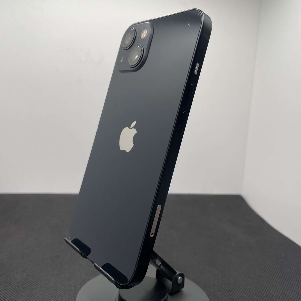 Apple iPhone 13 256GB Midnight (Grade B) - Small Dead Pixel