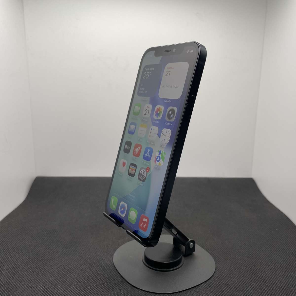 Apple iPhone 12 64GB Black  - (Grade B)