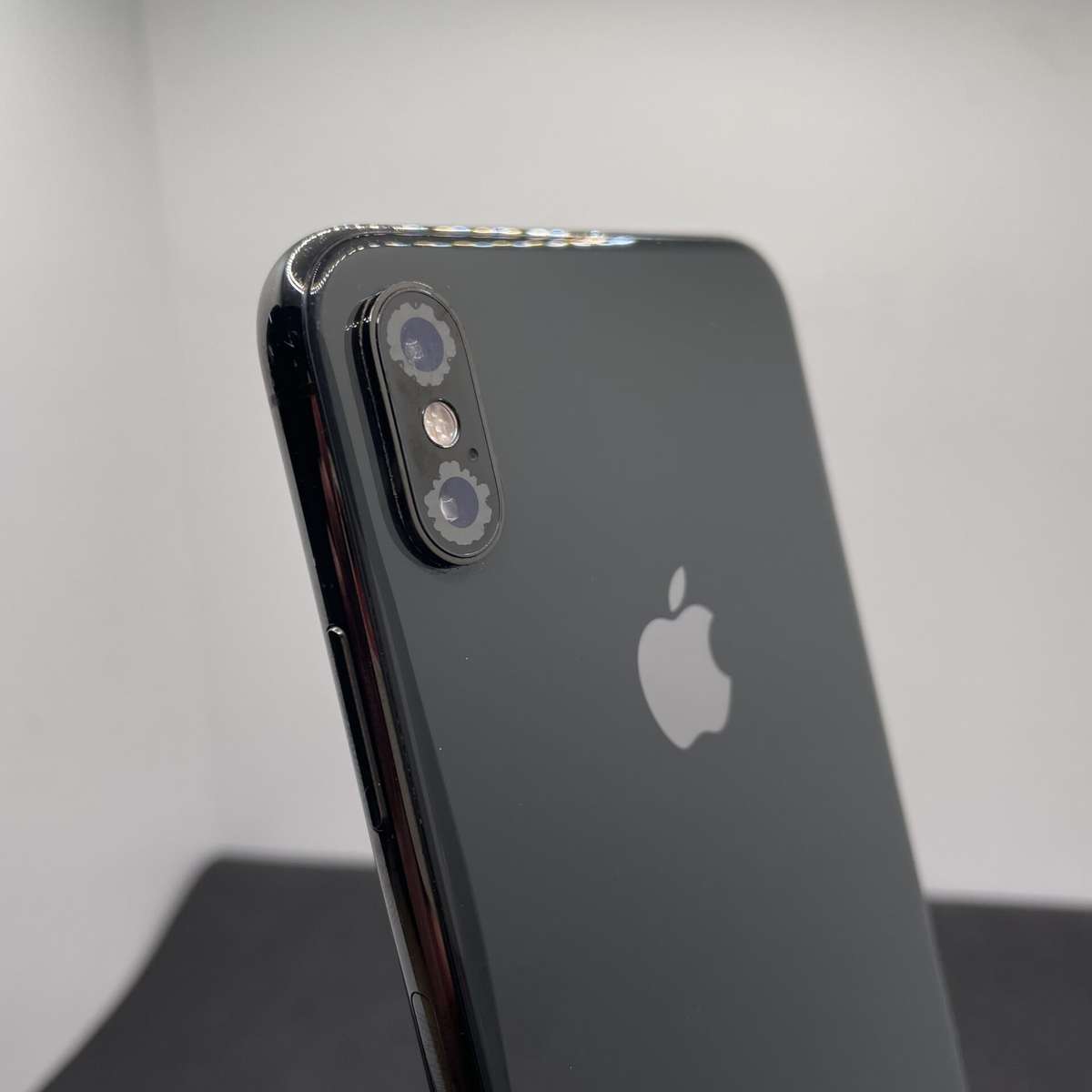 Apple iPhone Xs 64GB Space Gray - (Grade B)