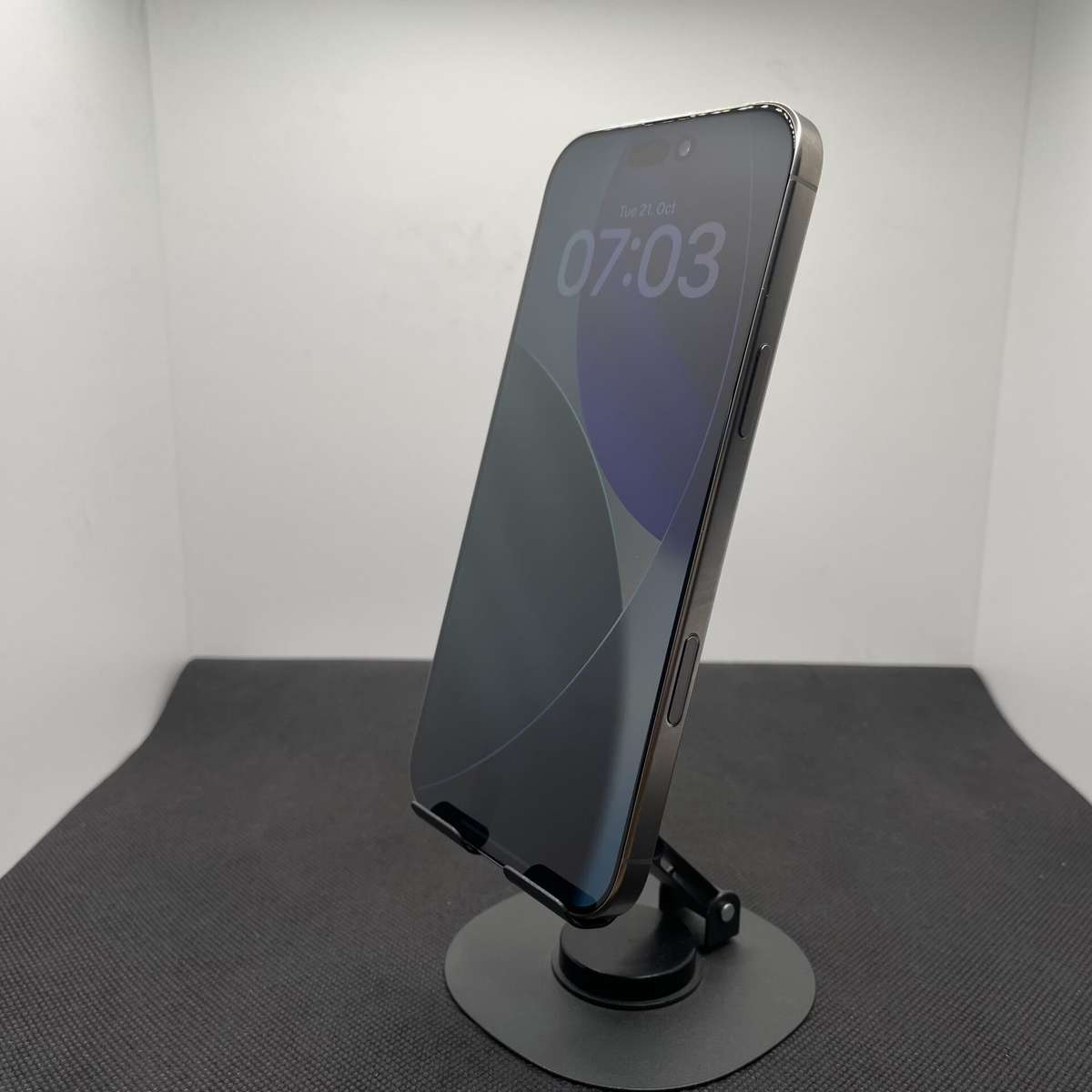 Apple iPhone 16 Pro Max 256GB Natural Titanium - (Grade B)