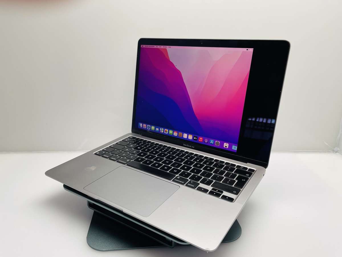 Apple MacBook Air M1 13-Inch 8 CPU/7 GPU (2020) 8GB RAM 256GB SSD Space Grey (Grade C)  ...