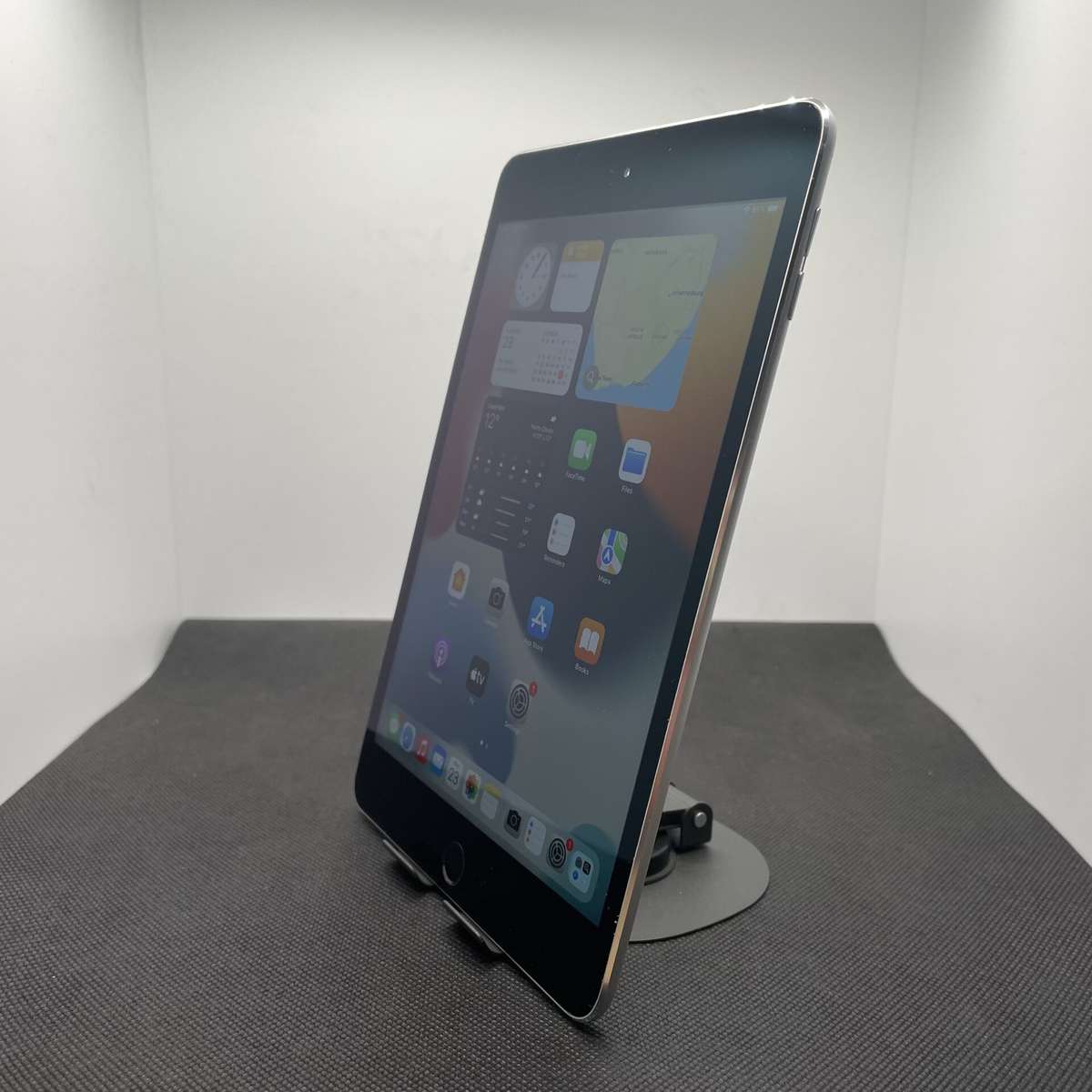 Apple iPad Mini 4 (WiFi Only) 128GB Silver - (Grade B) - No Touch ID