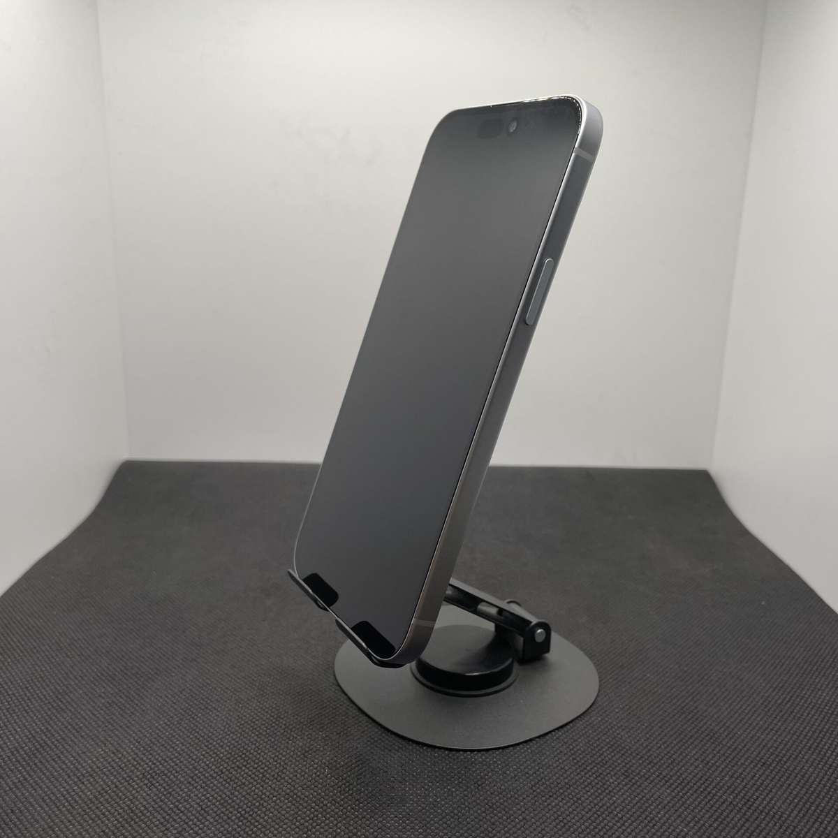 Apple iPhone 15 Plus 256GB Blue (Grade B) - Bright Spots And No Face ID