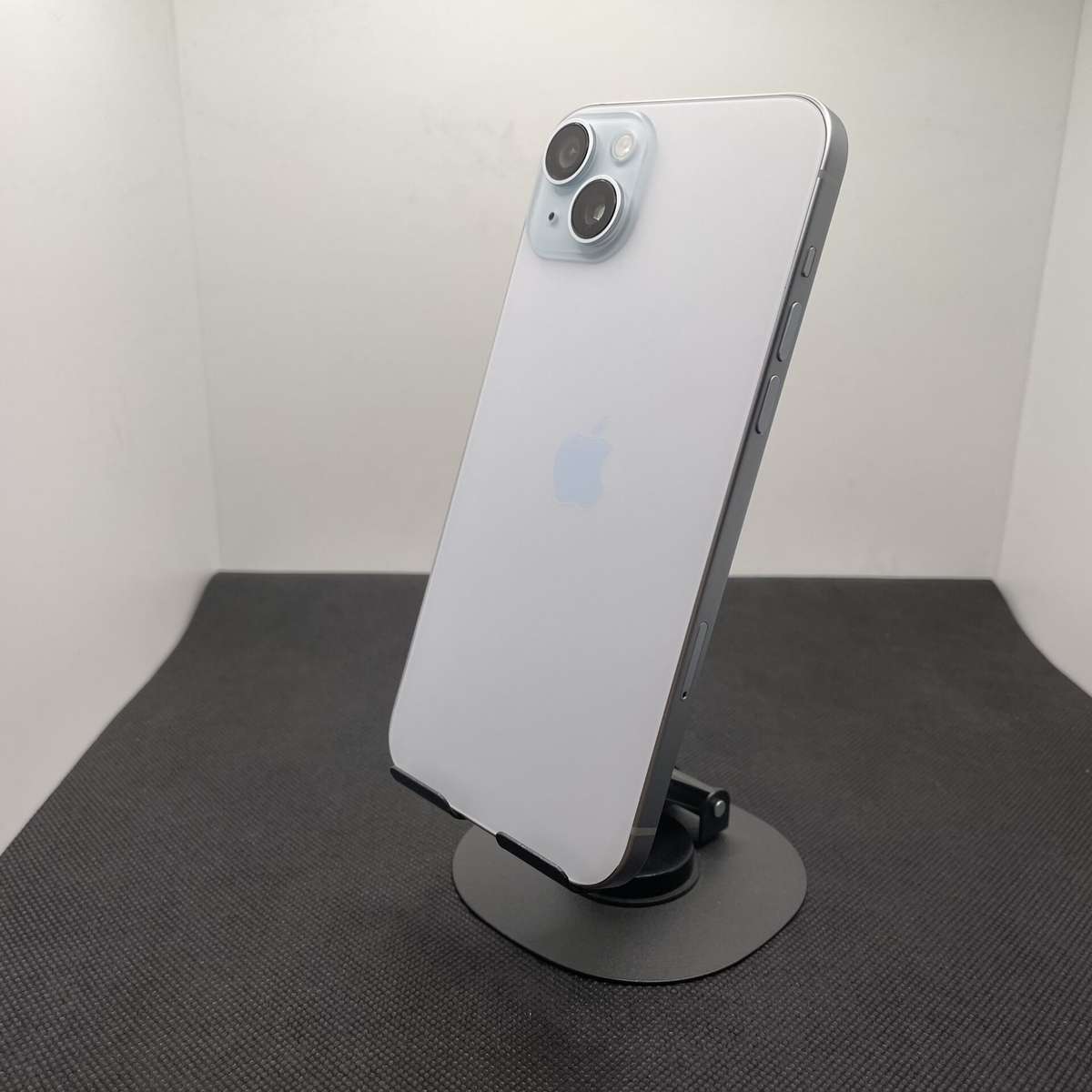 Apple iPhone 15 Plus 256GB Blue (Grade B) - Bright Spots And No Face ID