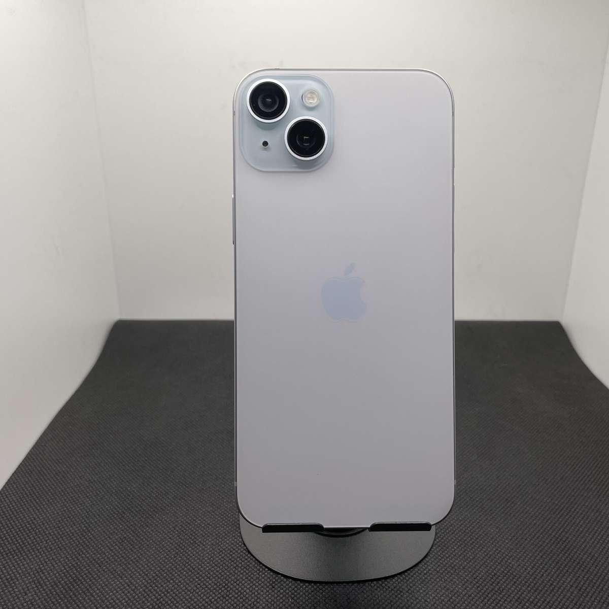 Apple iPhone 15 Plus 256GB Blue (Grade B) - Bright Spots And No Face ID