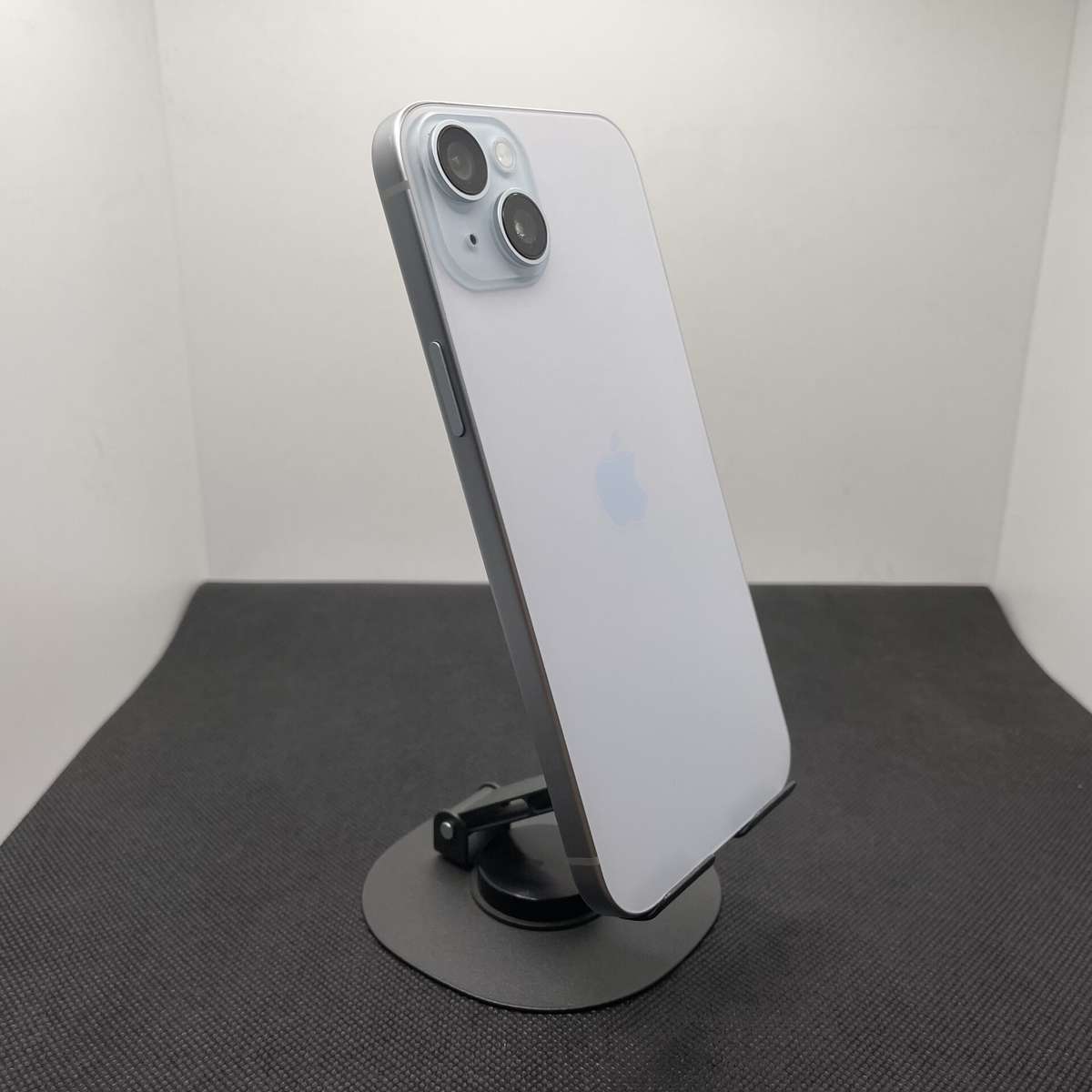 Apple iPhone 15 Plus 256GB Blue (Grade B) - Bright Spots And No Face ID