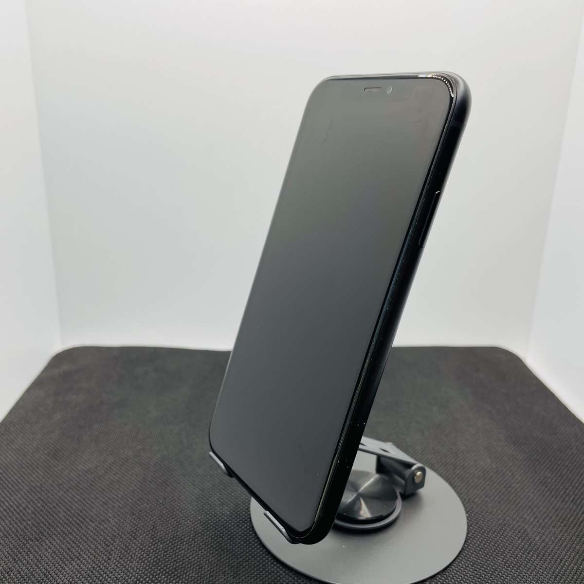 Apple iPhone XR 64GB Black  (Grade B)