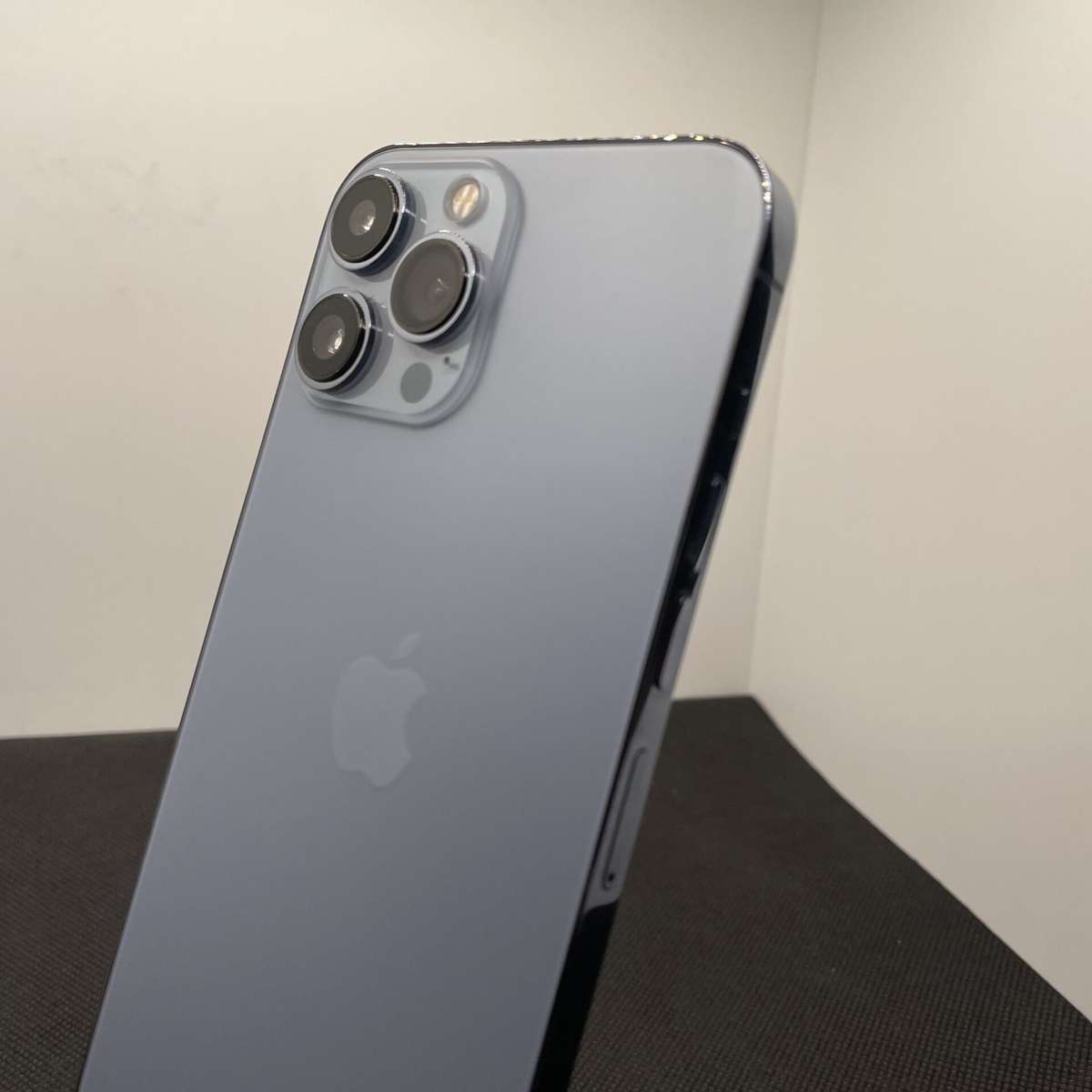 Apple iPhone 13 Pro Max 256GB Sierra Blue - (Grade B)