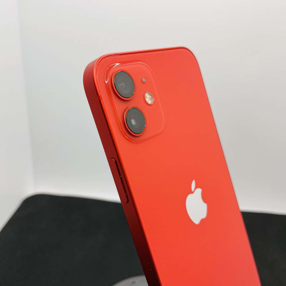 Apple iPhone 12 256GB Product Red  (Grade B)