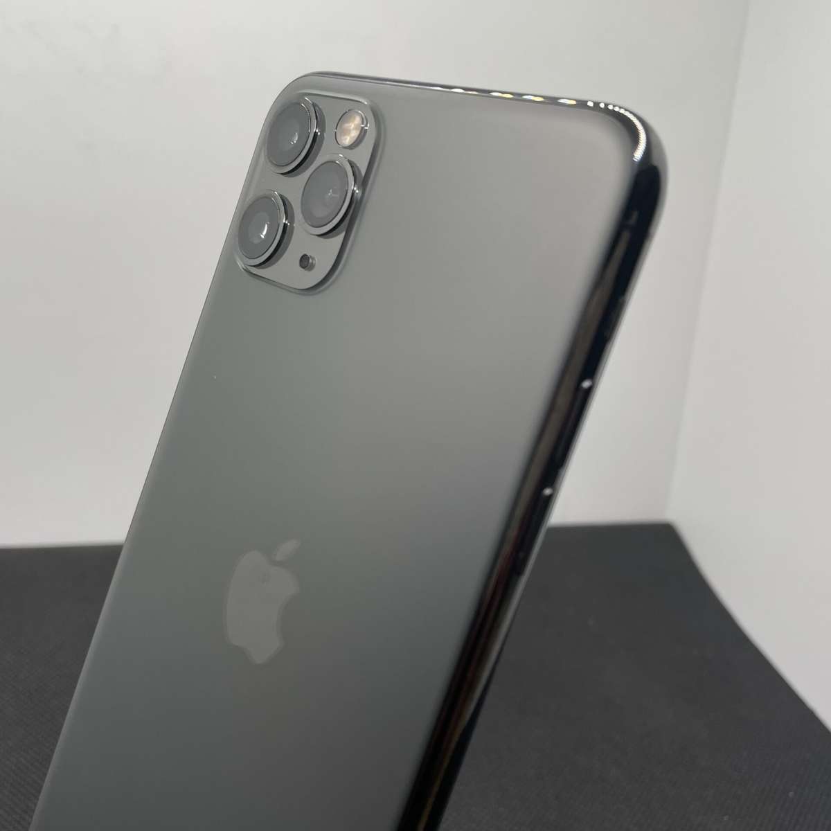 Apple iPhone 11 Pro Max 256GB Space Gray - (Grade B)