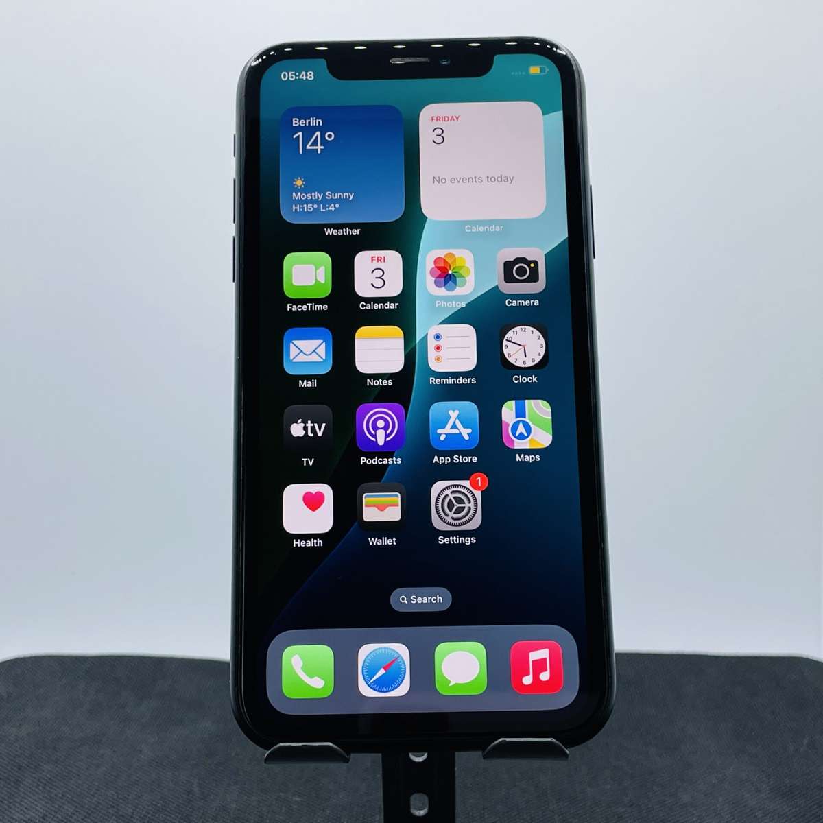 Apple iPhone XR 64GB Black (3 Month Warranty)