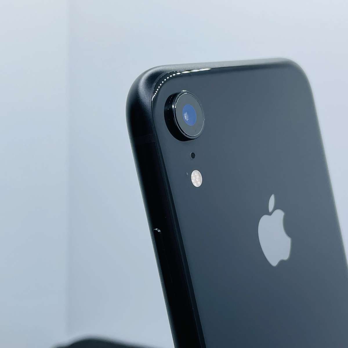 Apple iPhone XR 64GB Black (3 Month Warranty)