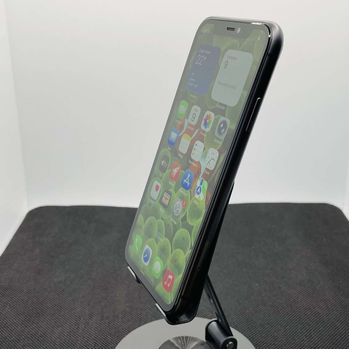 Apple iPhone 11 256GB Black (6 Month Warranty)