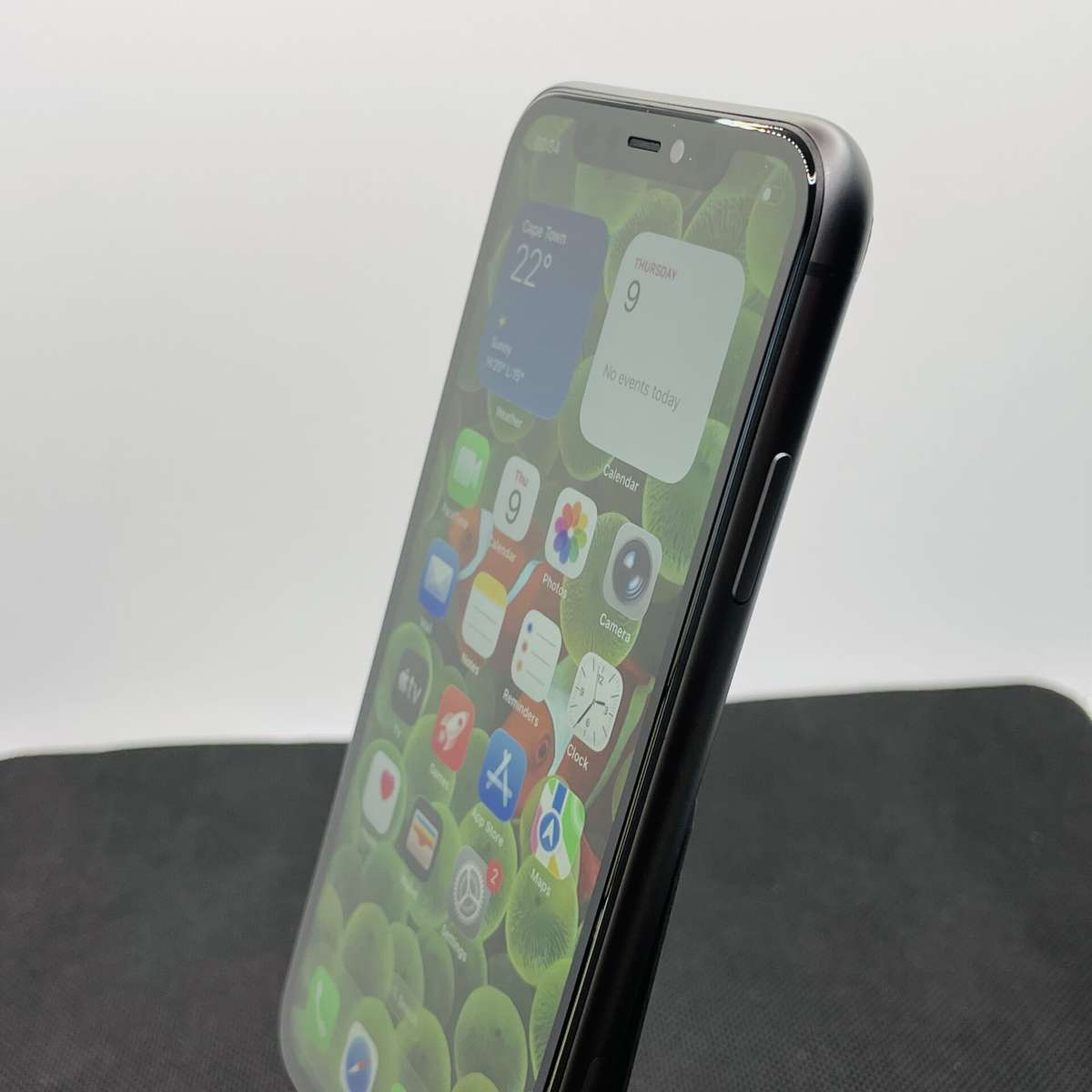 Apple iPhone 11 256GB Black (6 Month Warranty)