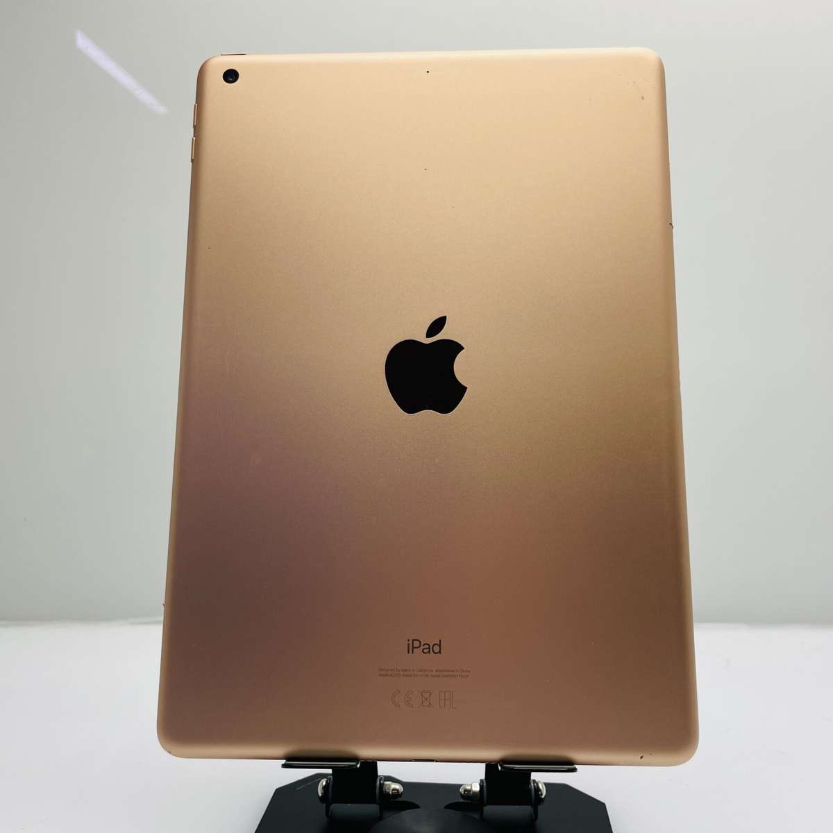 Apple iPad 10.2 8th Gen 32GB (Wifi Only) Gold  No Touch ID