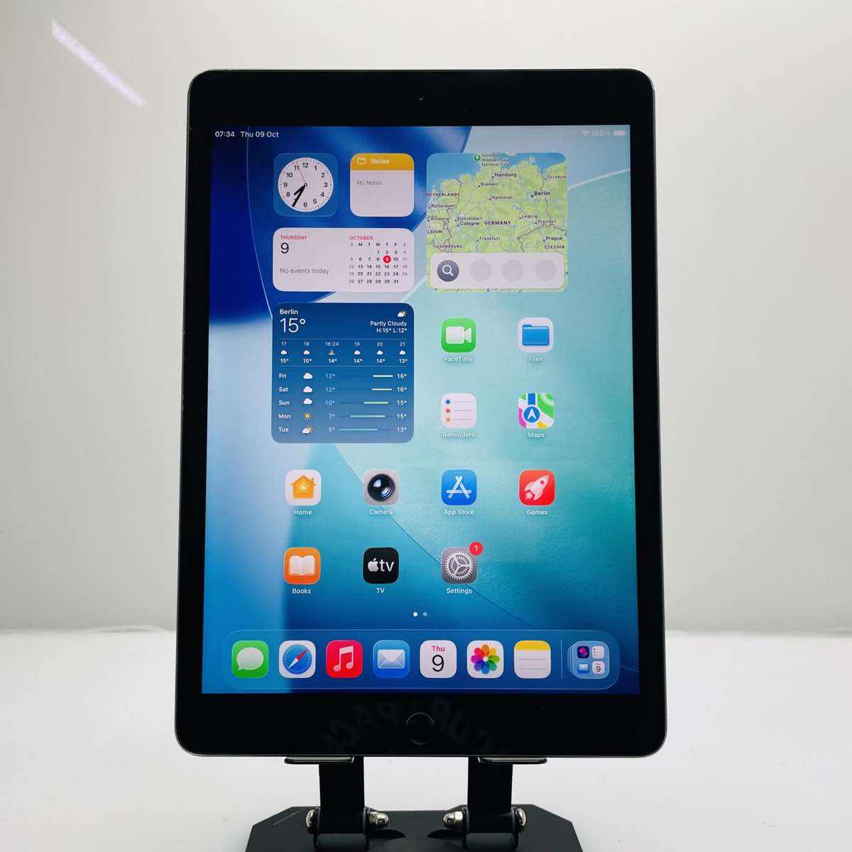 Apple iPad 10.2 8th Gen 128GB (Wifi Only) Space Gray  No Touch ID