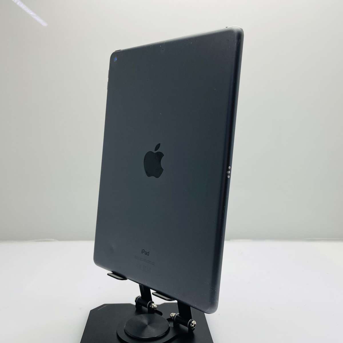 Apple iPad 10.2 8th Gen 128GB (Wifi Only) Space Gray  No Touch ID