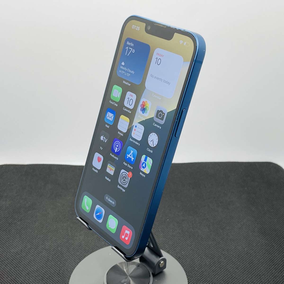 Apple iPhone 13 256GB Blue - (Grade B)