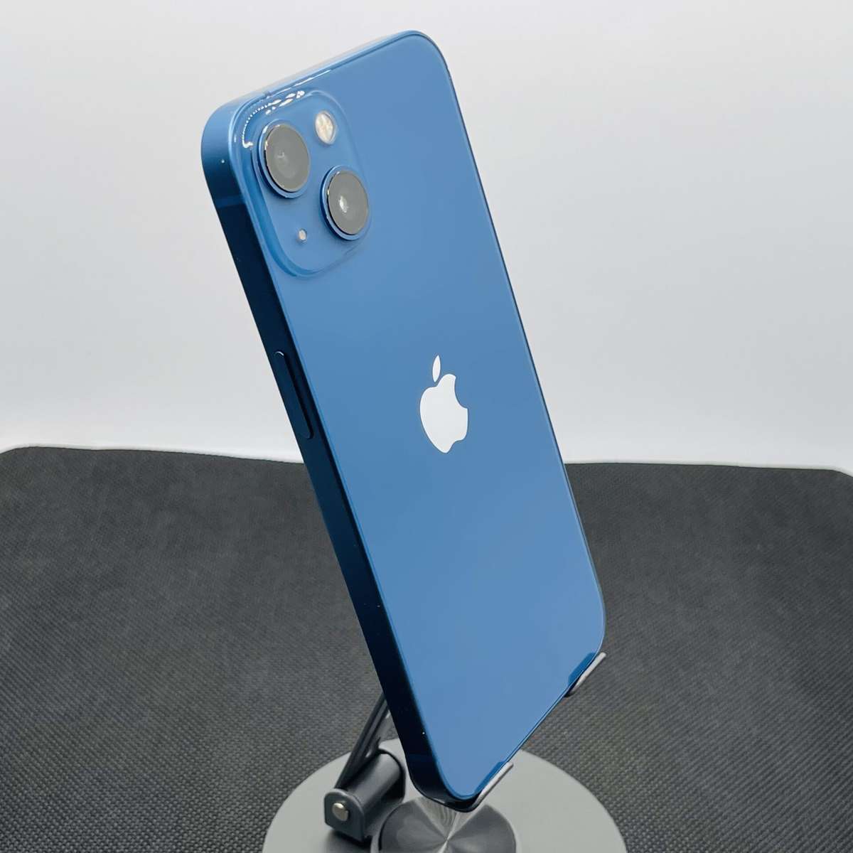 Apple iPhone 13 256GB Blue - (Grade B)