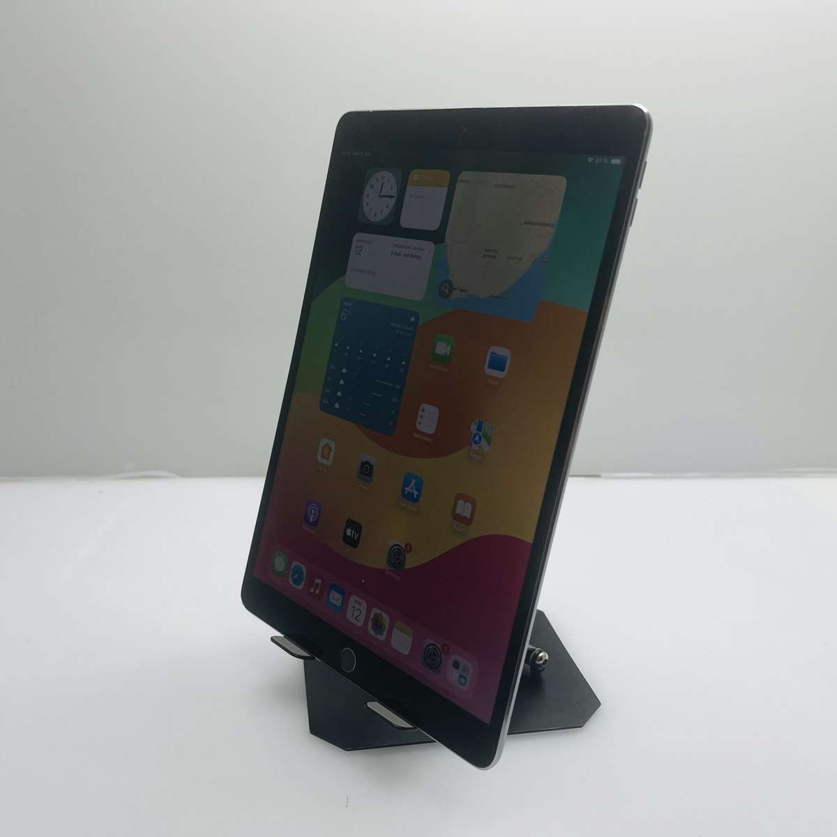 Apple iPad Pro 10.5 " (WiFi/Cell) 64GB Silver - (Grade B) - Bright Spot - No Touch ID