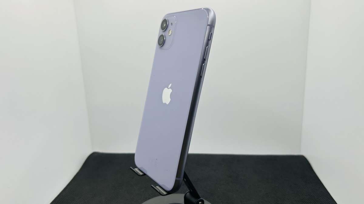 Apple iPhone 11 256GB Purple  (Grade B)