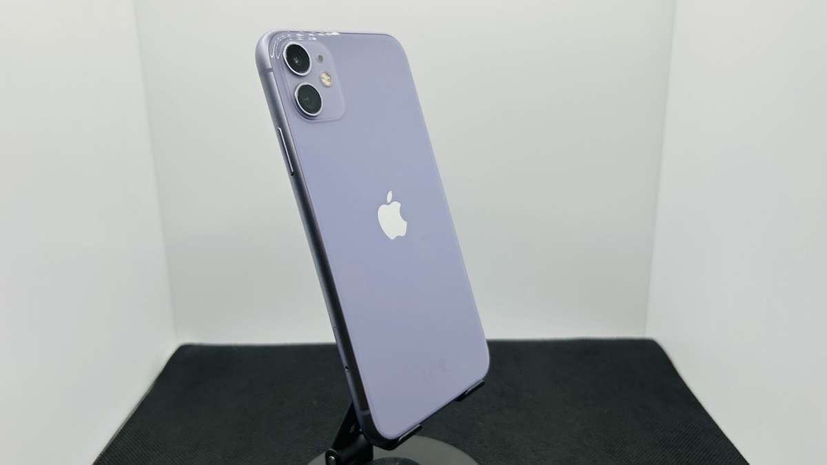 Apple iPhone 11 256GB Purple  (Grade B)