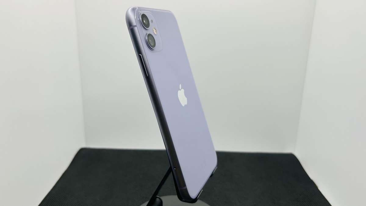 Apple iPhone 11 256GB Purple  (Grade B)