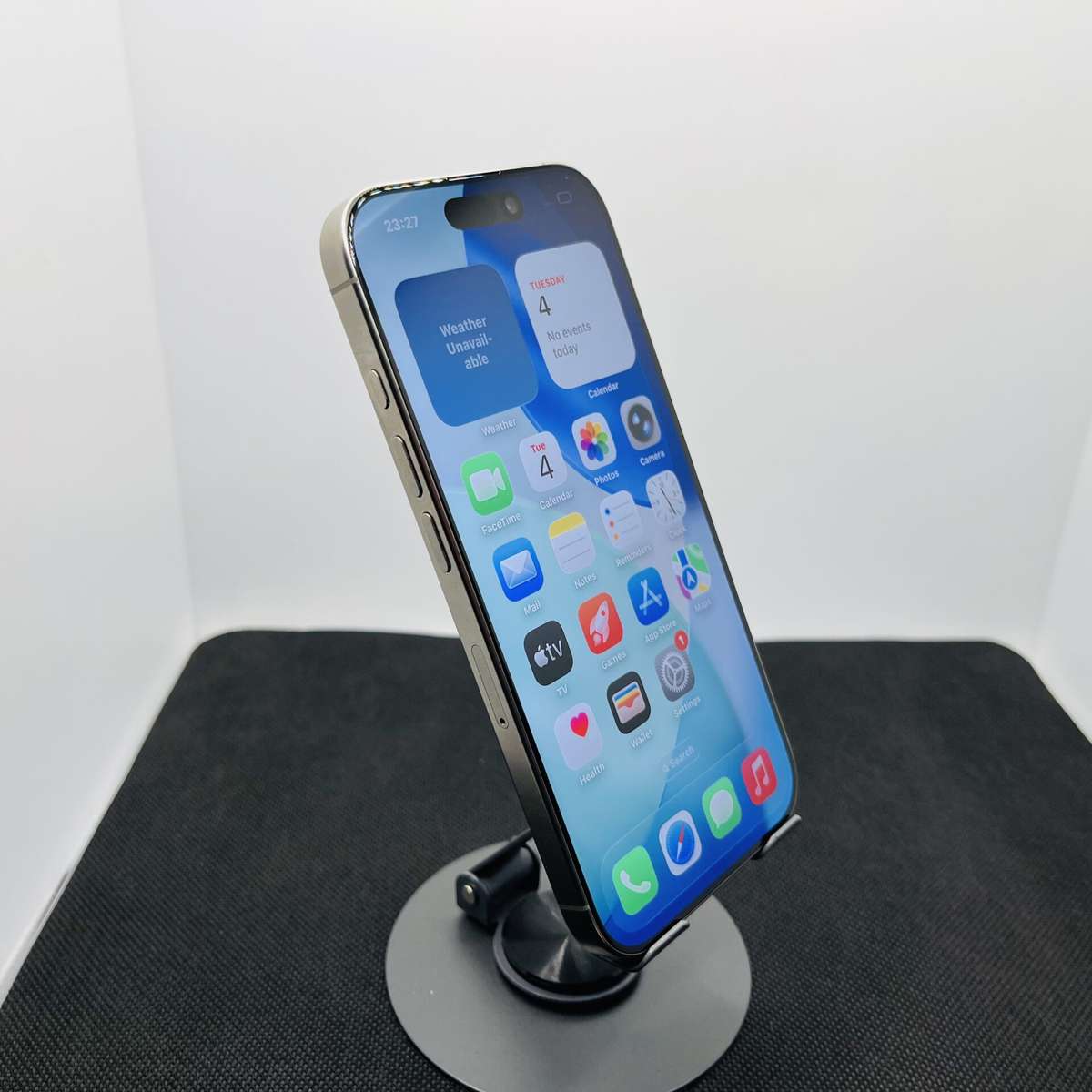 Apple iPhone 16 Pro 512GB Natural Titanium - (Grade A)