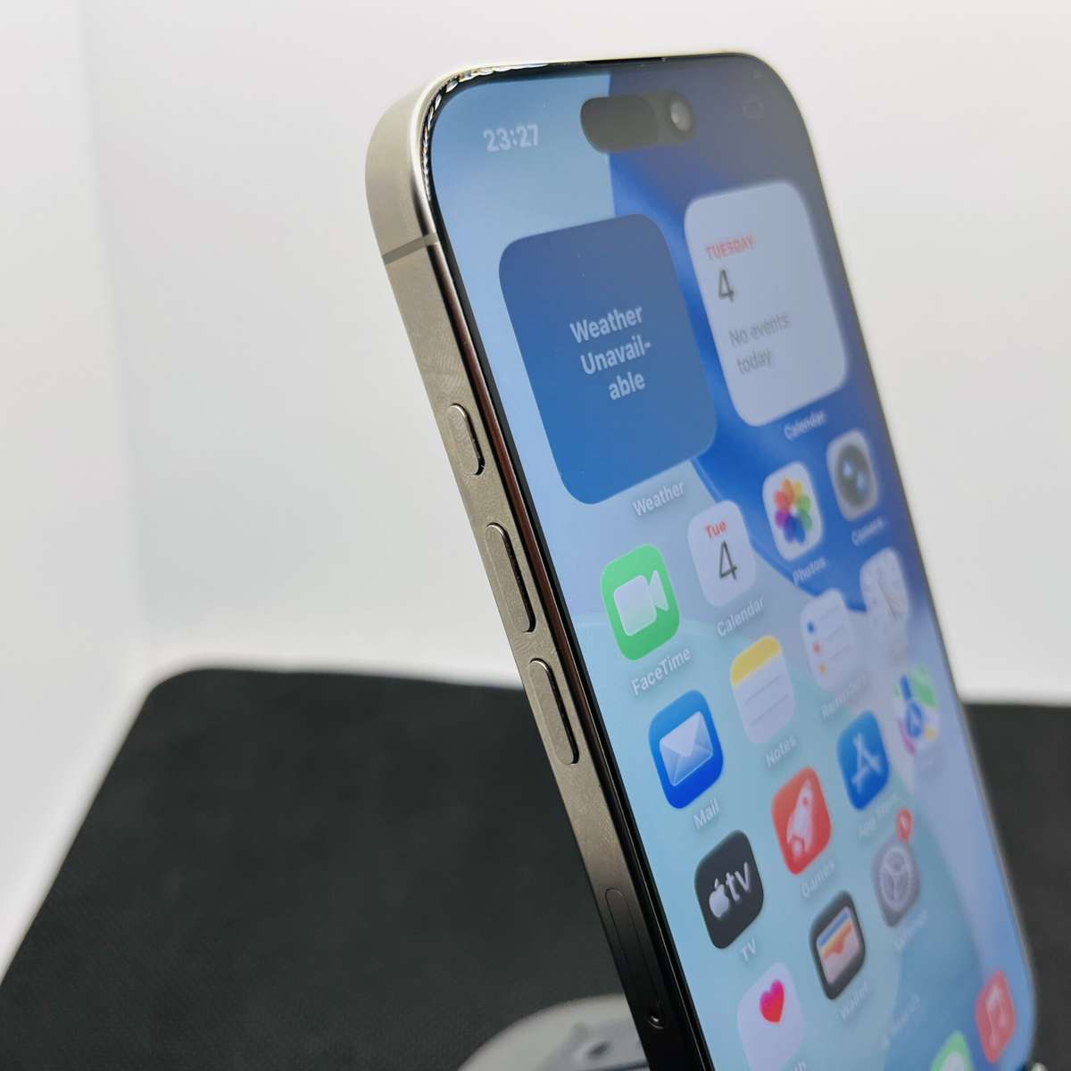 Apple iPhone 16 Pro 512GB Natural Titanium - (Grade A)